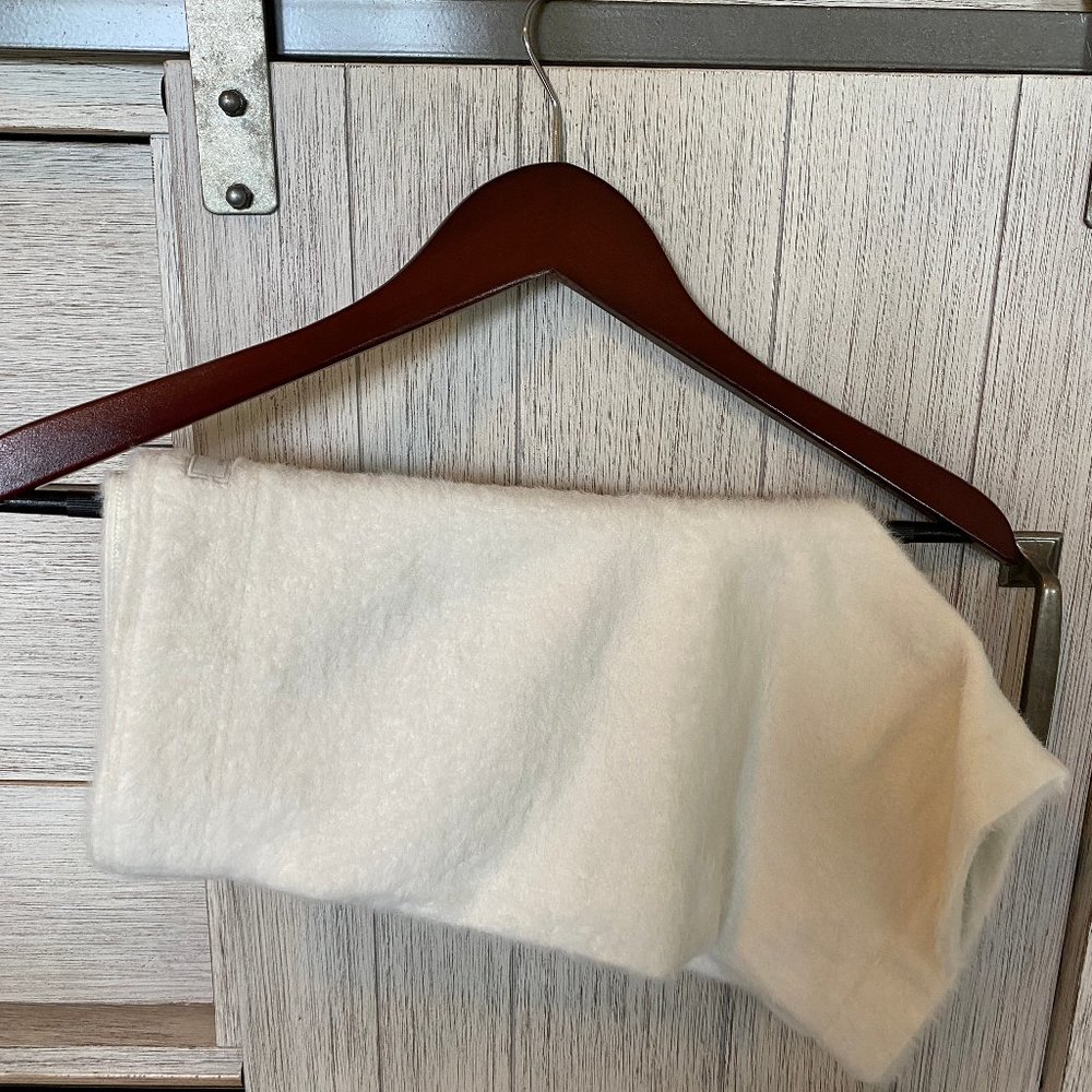 NWT Gymshark Whitney Simmons Eyelash Knit Shorts